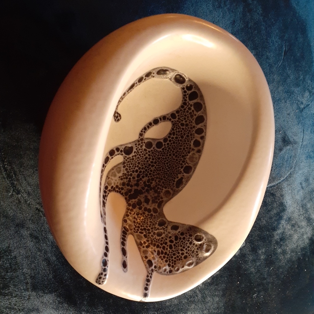 RARE EXQUISITE Artist Signed Art Studio Lapid 8" Glazed Ceramic Bowl.
